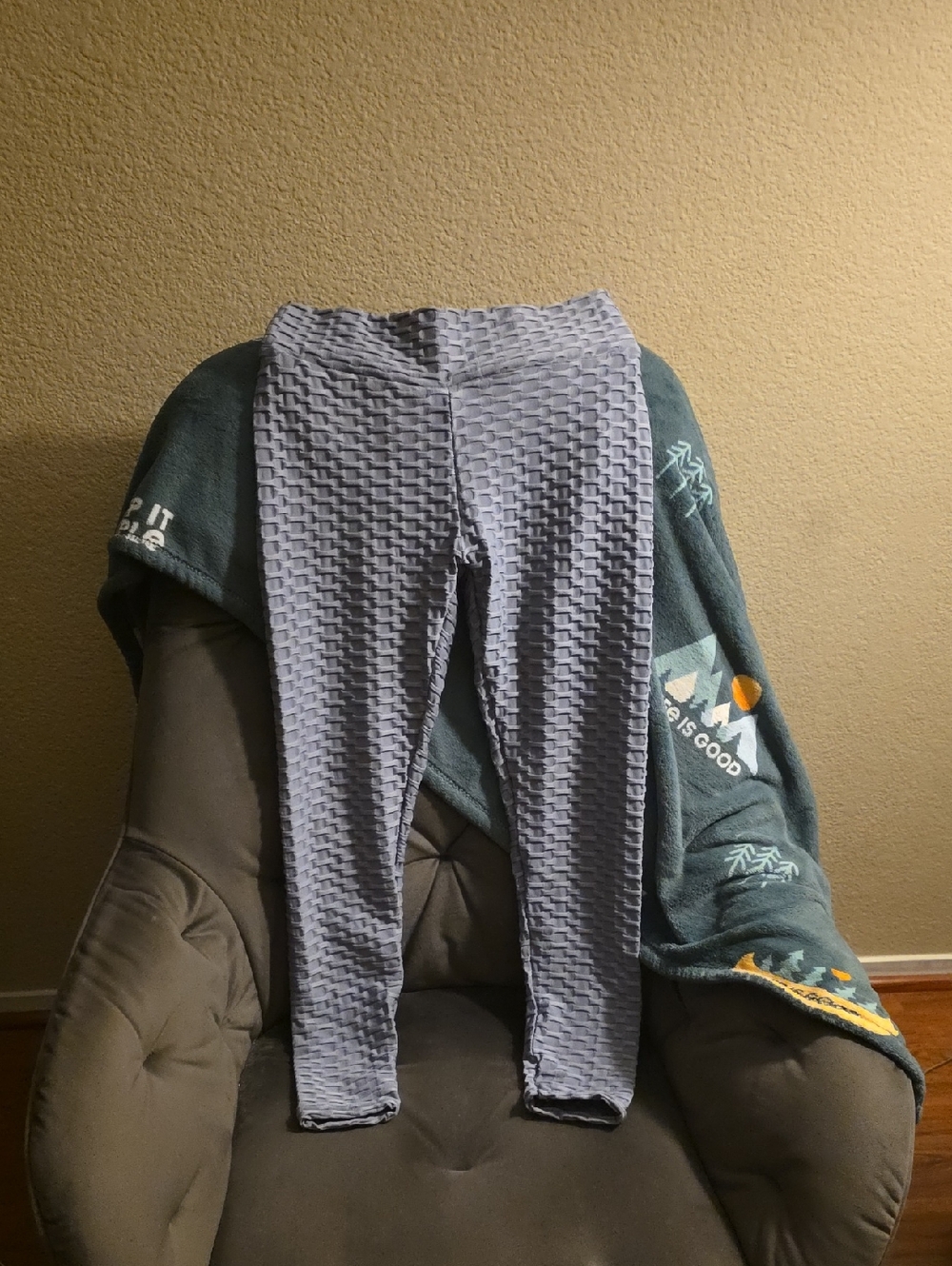 Textured Light Purple Leggings